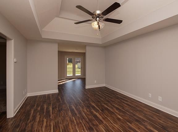 5th image of 211 Glen Ellen Lndg Lot 211