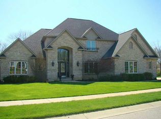 664 Foxboro Dr, Avon, IN 46123
