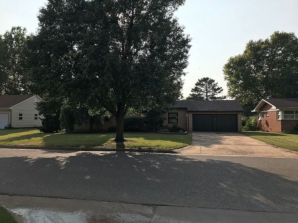 1st image of 602 N Kansas Ave