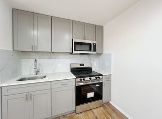 96 Milton Ave #1, Staten Island, NY 10306