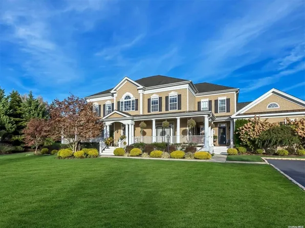 77 Canterbury Drive, Wading River, NY 11792