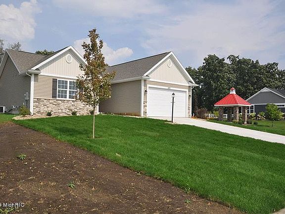 3rd image of 9175 Cottage Trl #14