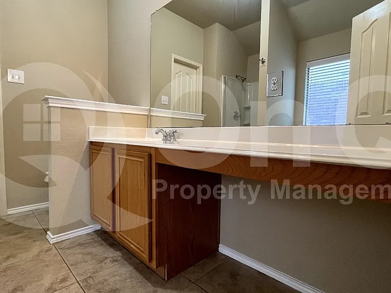 233 Niagara Falls Dr — Photo 22