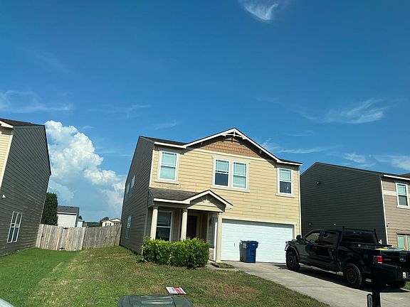 3rd image of 3326 Avalon Lake Dr