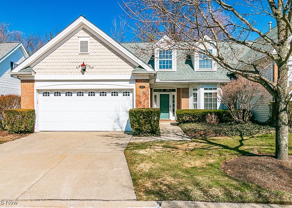 1st image of 211 Rosebury Ct