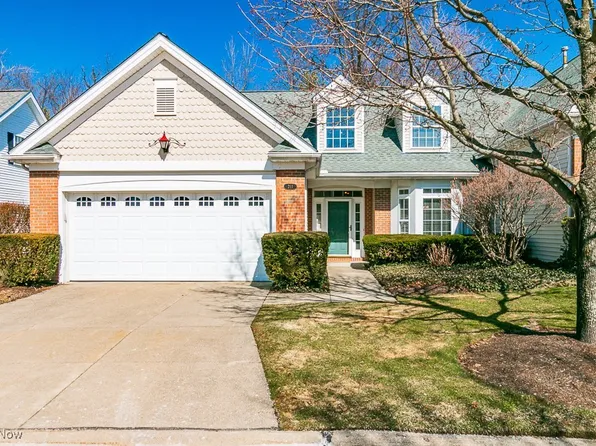 211 Rosebury Ct, Cleveland, OH 44124