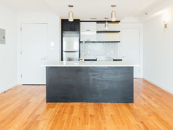 2nd image of 146 Linden Blvd APT 8B