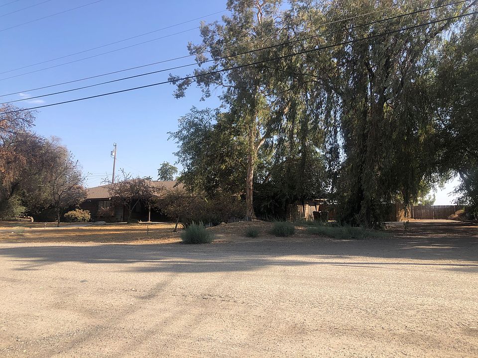 2nd image of 6149 Oasis Rd