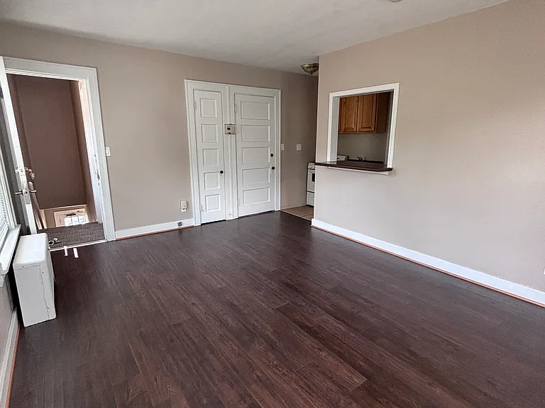 121 N Hancock St #3 — Photo 2