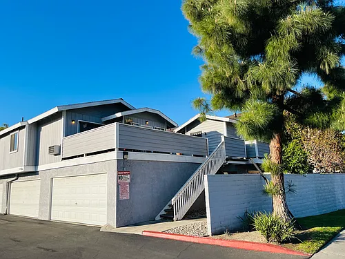 1200 S Sharon Cir #5 Photo 1