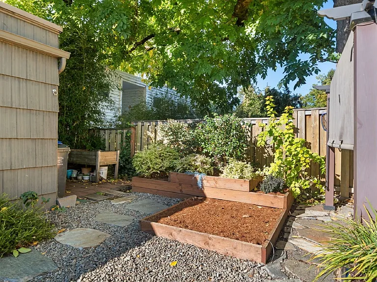4115 SE Gladstone St — Photo 26