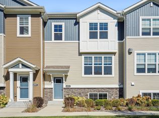 6993 Huckleberry Dr, Excelsior, MN 55331