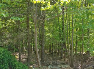 455 N Gate Rd, Lake Ariel, PA 18436