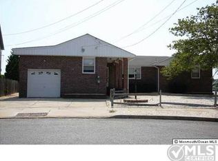 22 Lavallette Ave, Lavallette, NJ 08735