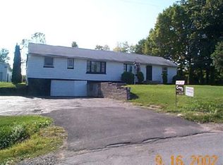 622 Langley Rd, Amsterdam, NY 12010