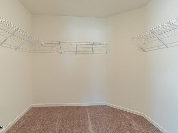 3rd image of 475 RED DAHLIA Lane