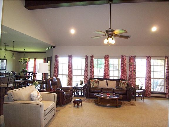 4th image of 702 Benelli Dr