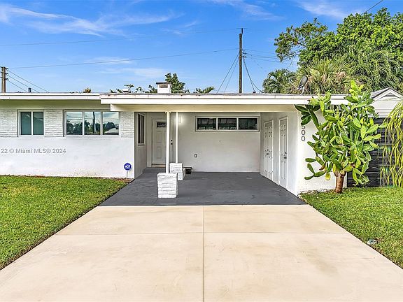 5th image of 19500 NW 1st Ct