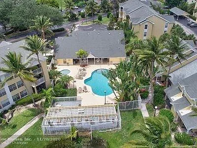 3 bed, 2.0 bath, 1413 sqft, $3,000 — Photo 1