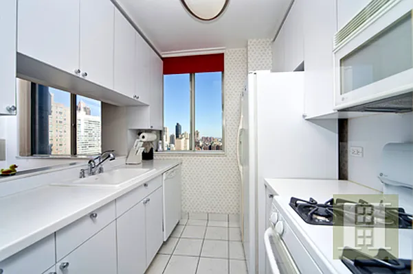 Sold by Halstead Real Estate | media 18