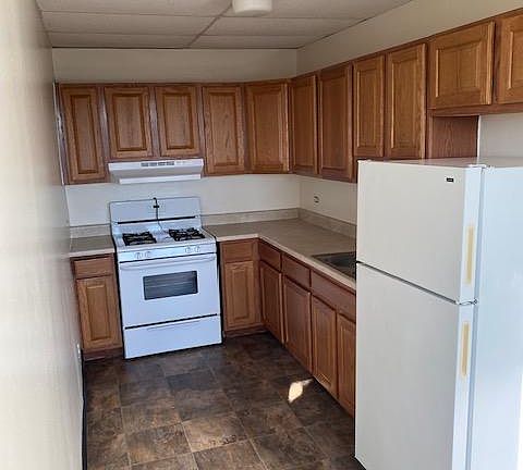 3rd image of 1803 Davis Ave #1474892