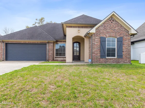203 Regal Oaks Dr, Scott, LA 70583