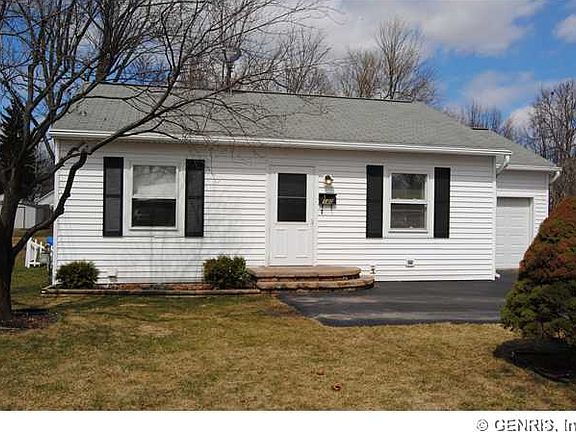 3rd image of 140 Beals St