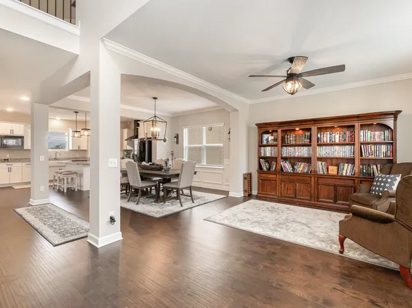 273 Blackpool Dr, Nashville, TN 37211