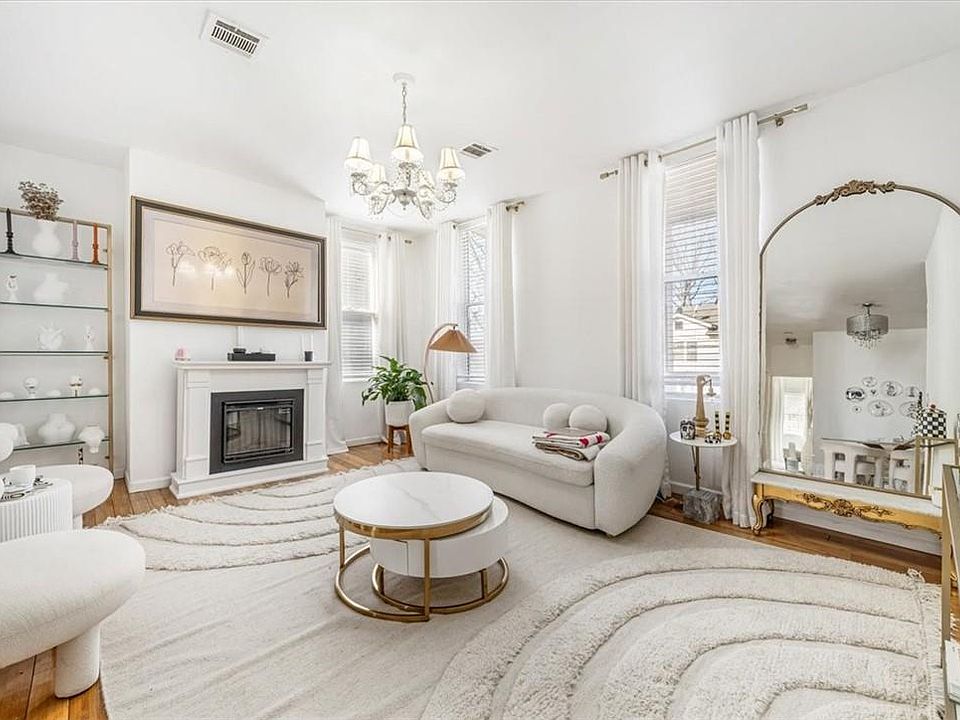 1st image of 228 Woodworth Avenue