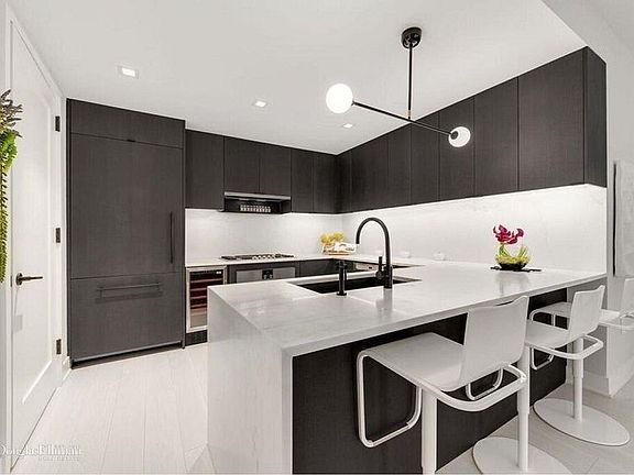 5th image of 55 W 17th St #604