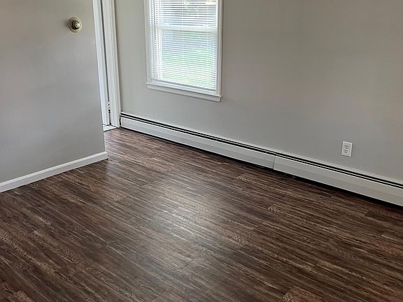 3rd image of 200 Josephine Ave #200