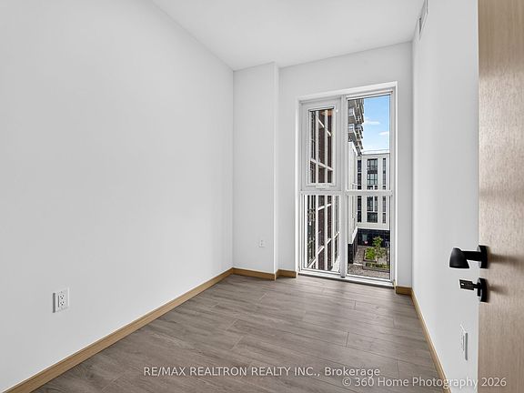 5th image of 3421 Sheppard Ave E #503