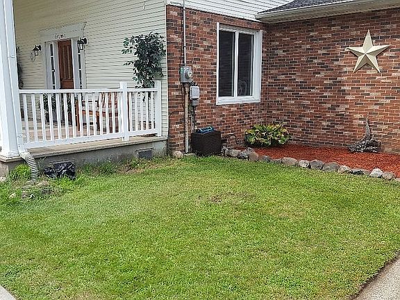 3rd image of 3151 Babylon Rd