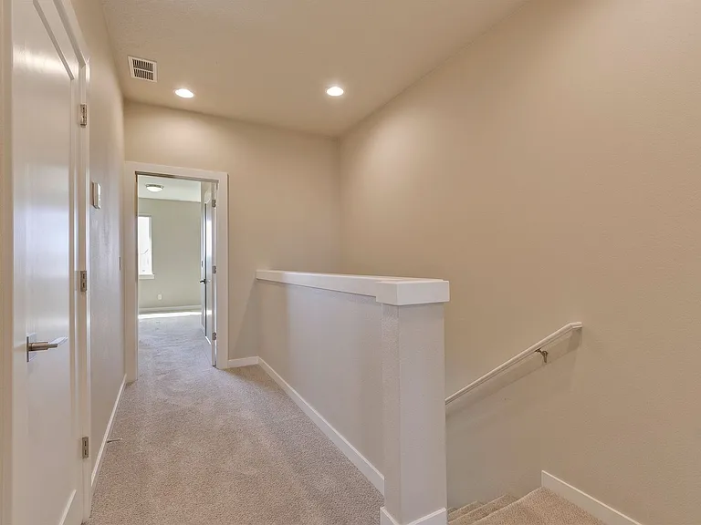 17235 SW Goldcrest Ln — Photo 19