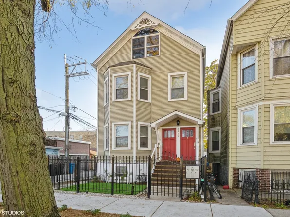 2415 W Fletcher St, Chicago, IL 60618