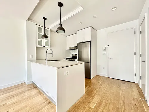 409 Eastern Pkwy #1007 Photo 1
