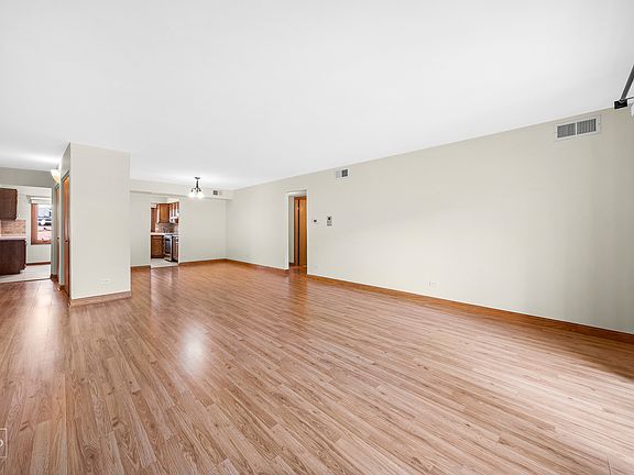 3rd image of 9508 S 86th Ave APT 203