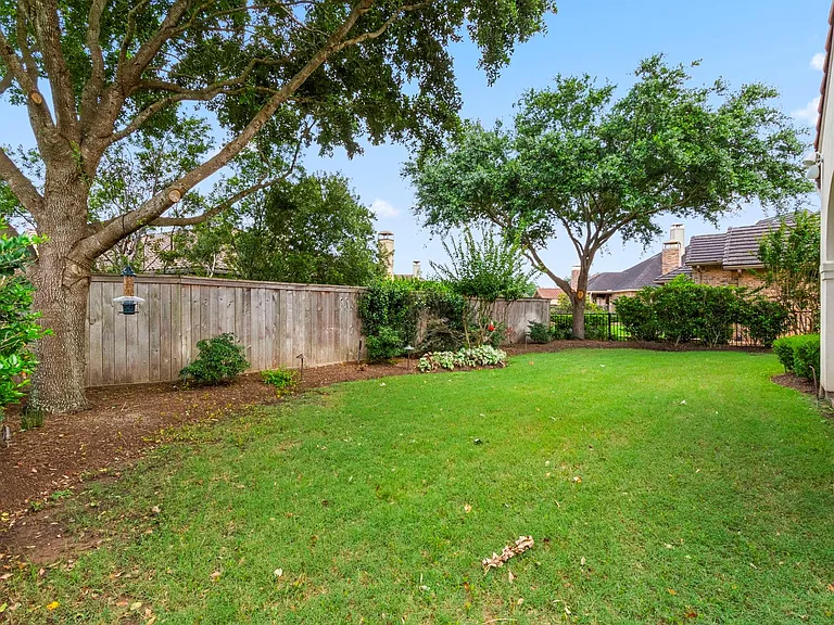3930 Sundance Hill Ln — Photo 45