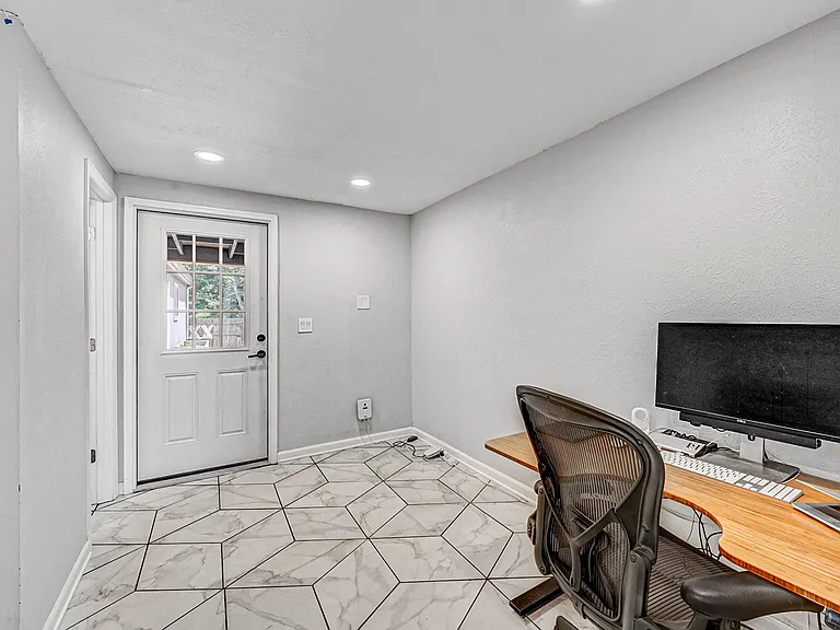 6260 Teller St — Photo 20