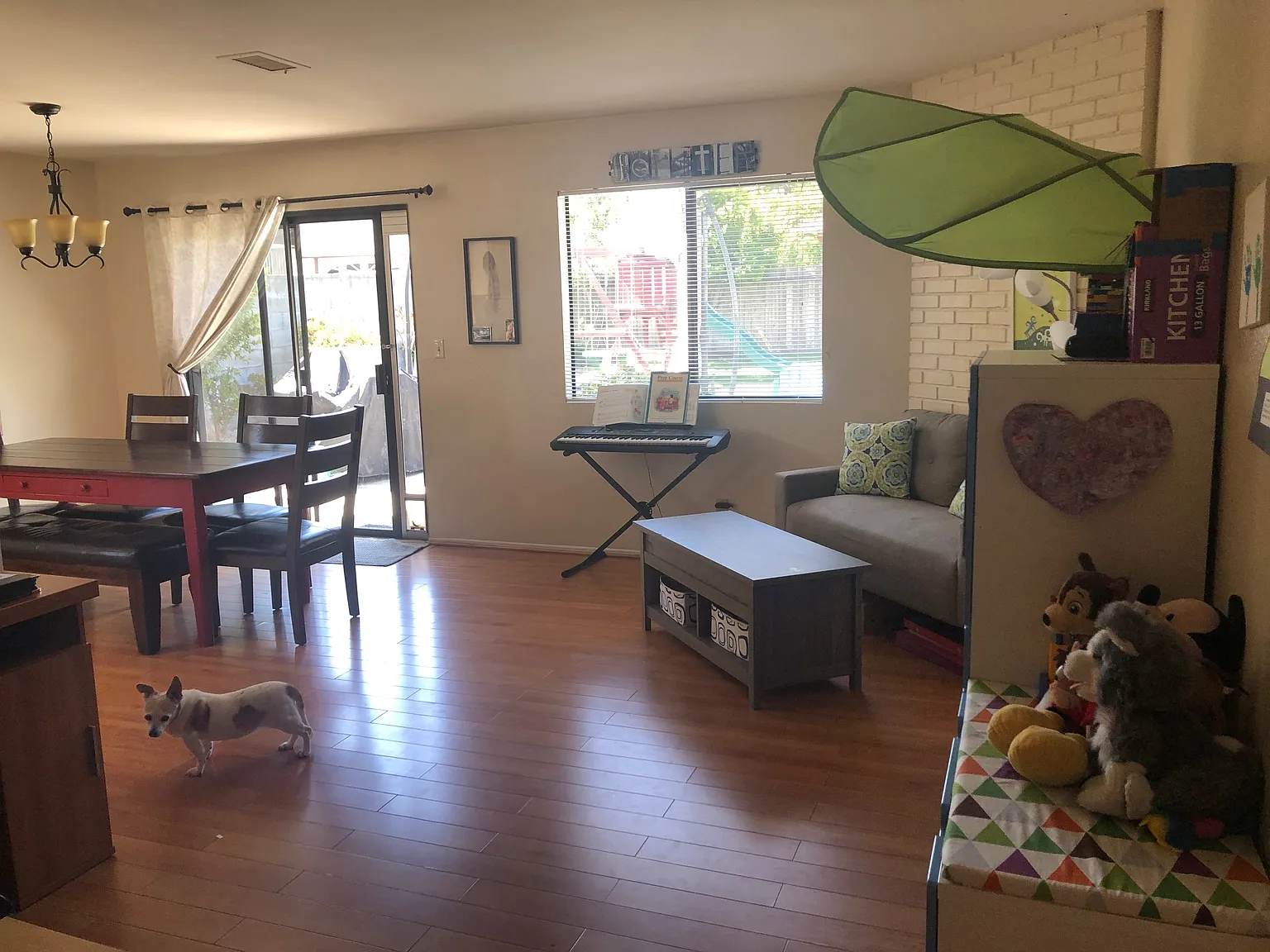 3 bed, 2.5 bath, 1723 sqft, $3,895 — Photo 2