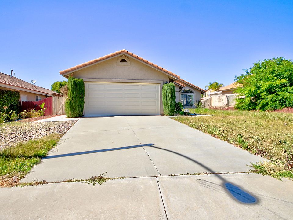 1st image of 40451 Crystal Aire Ct