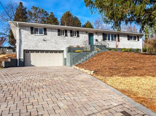 8005 Bennington Dr, Knoxville, TN 37909