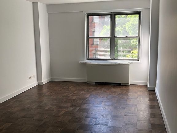 4th image of 511 E 80th St APT 5E