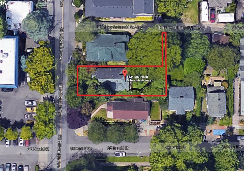 1st image of 5434 SE Milwaukie Ave