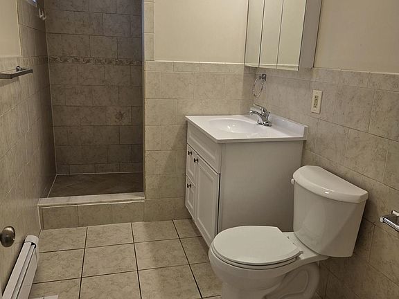 4th image of 242 Westminster Pl APT 5