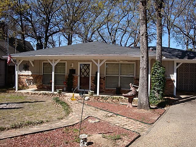1st image of 18155 Briarwood Dr