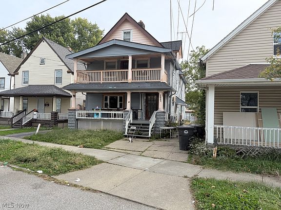 3rd image of 3641 W 46th St