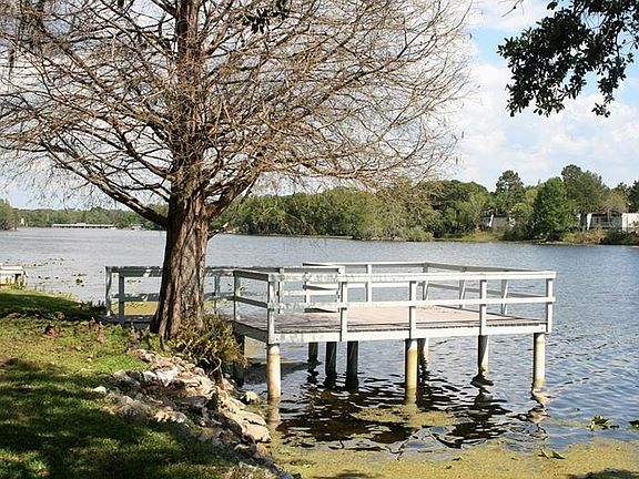 5th image of 4809 River Hills Dr