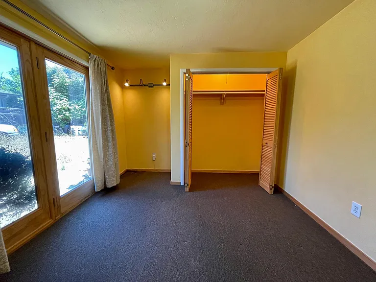 249 Shoreview Dr #1 — Photo 2