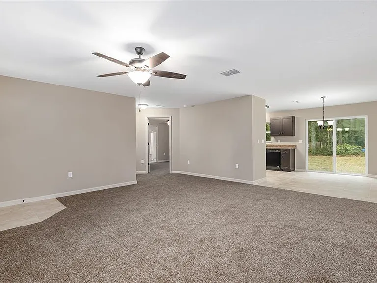 5587 NW 62nd Ave — Photo 6